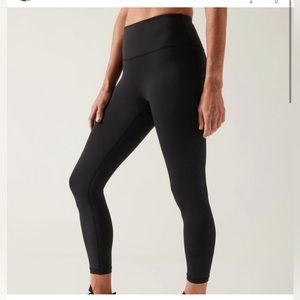 Athleta Elation Train 7/8 Tight